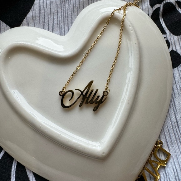 Ally customize necklace - Picture 3 of 3